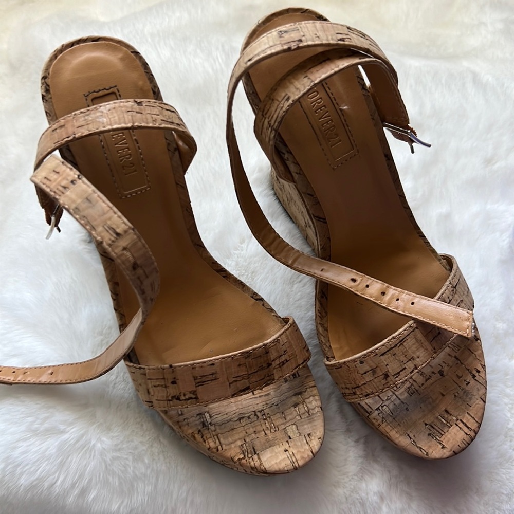 Cork wedges